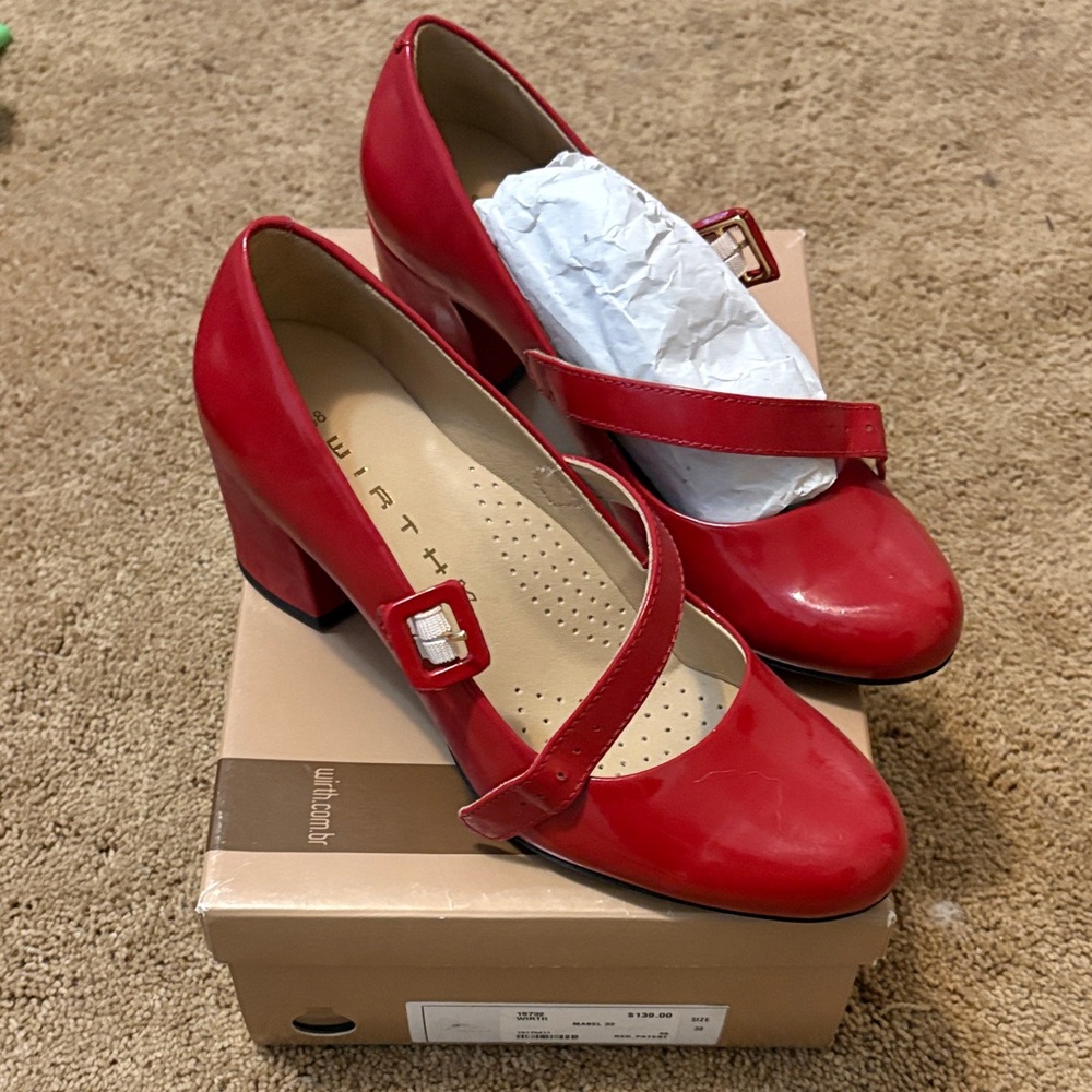 Chic Red Mary Jane Heels